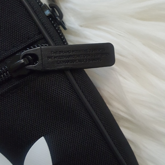 NWT Adidas Crossbody! - Picture 2 of 5